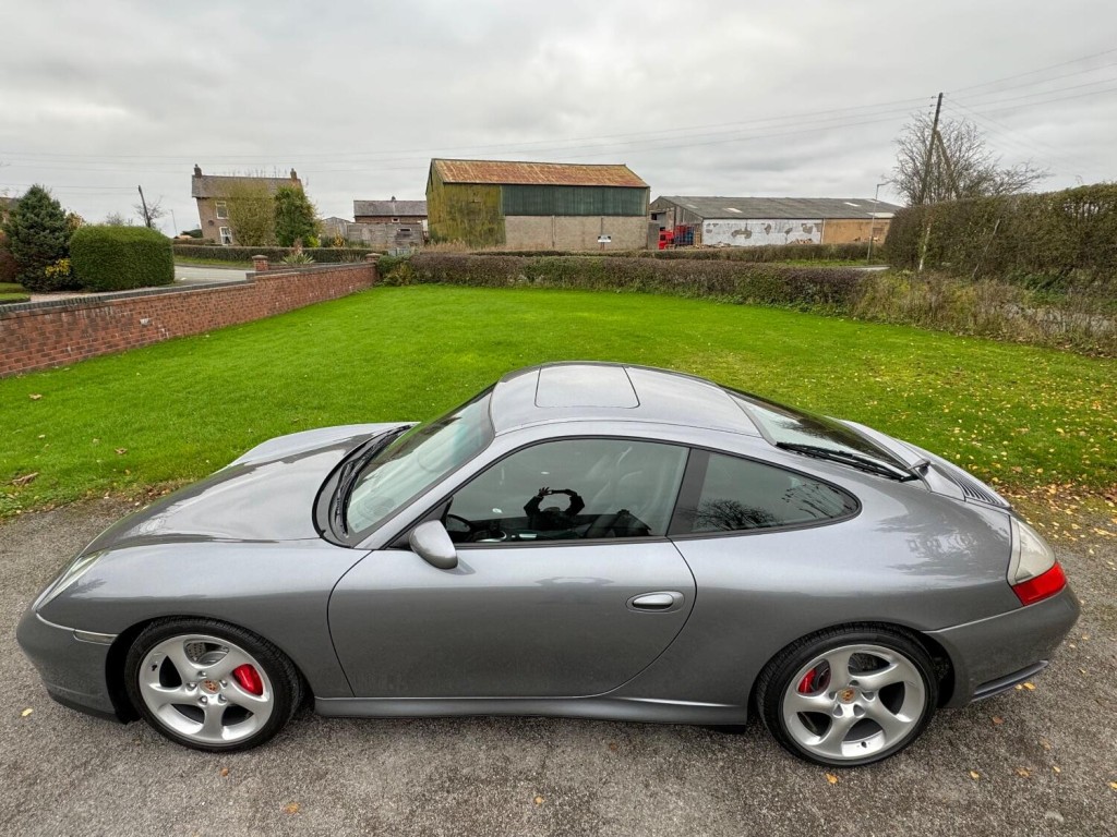 PORSCHE 911 MK 996