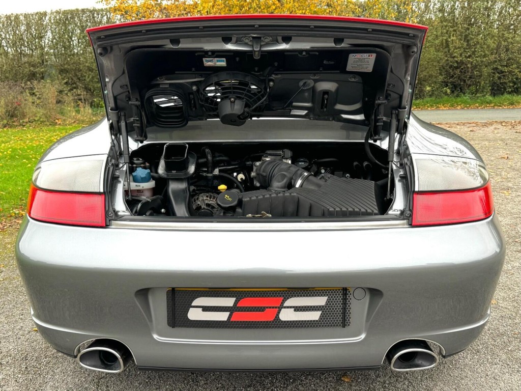 PORSCHE 911 MK 996
