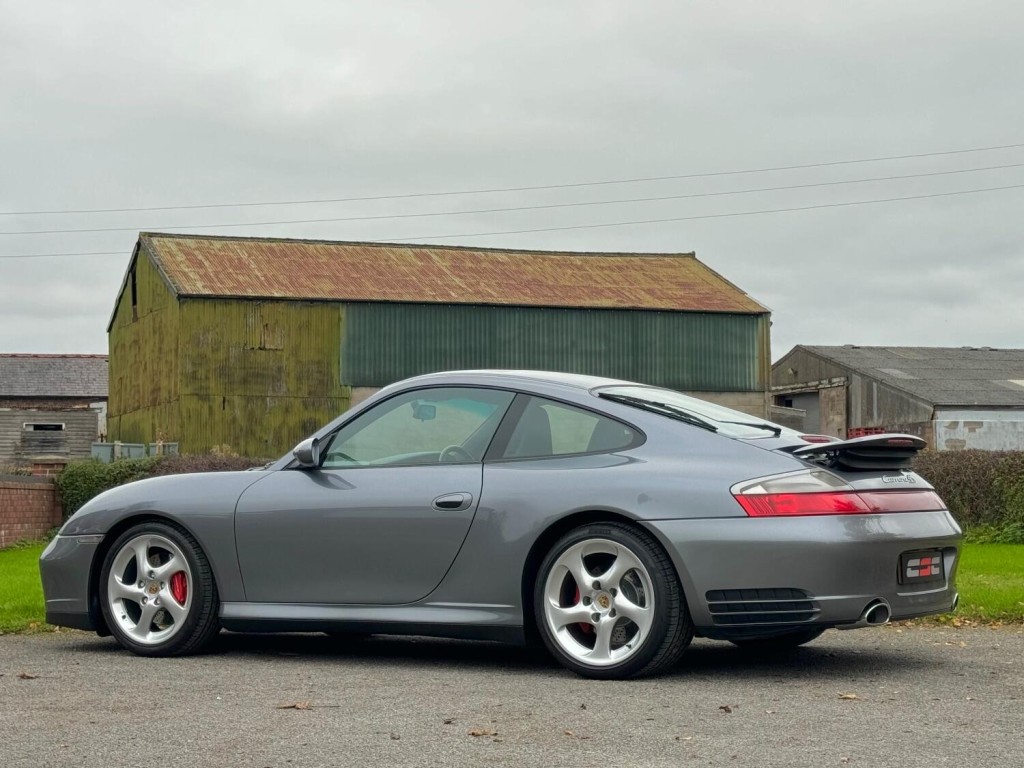 PORSCHE 911 MK 996
