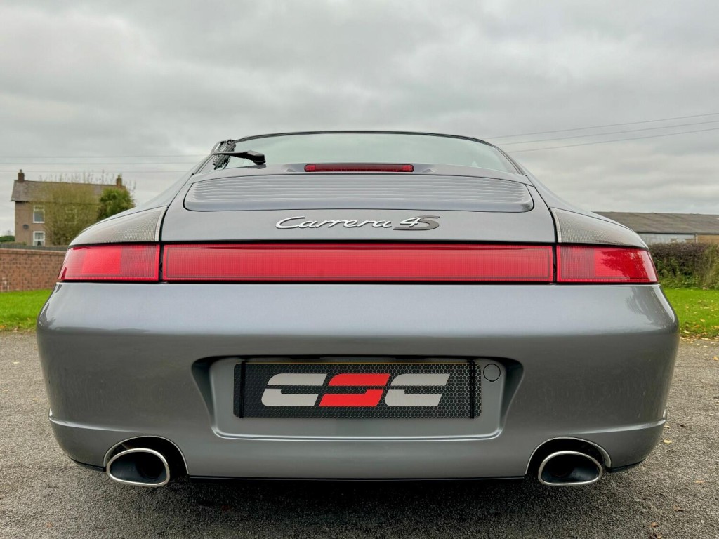 PORSCHE 911 MK 996