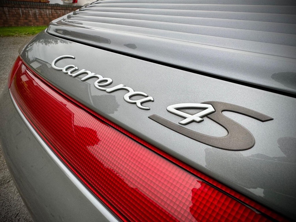 PORSCHE 911 MK 996