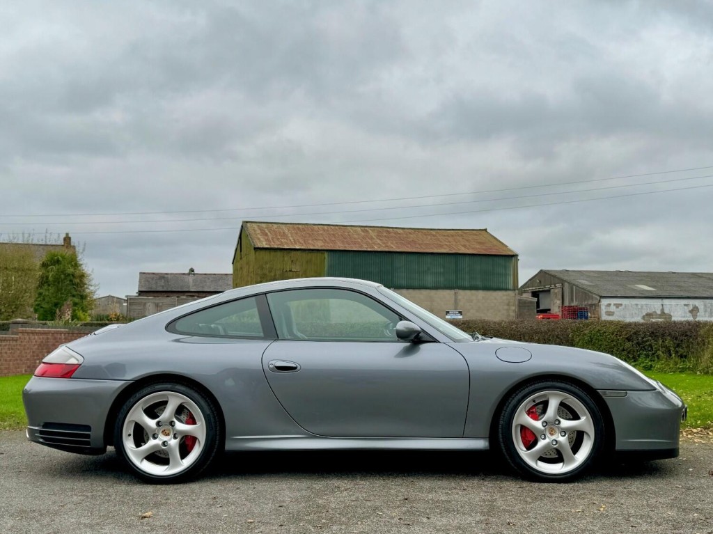 PORSCHE 911 MK 996