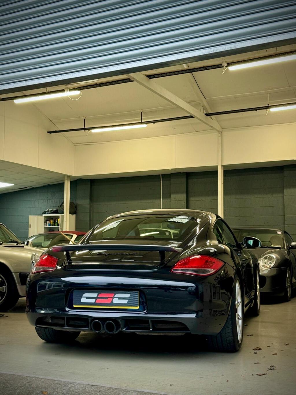 PORSCHE CAYMAN