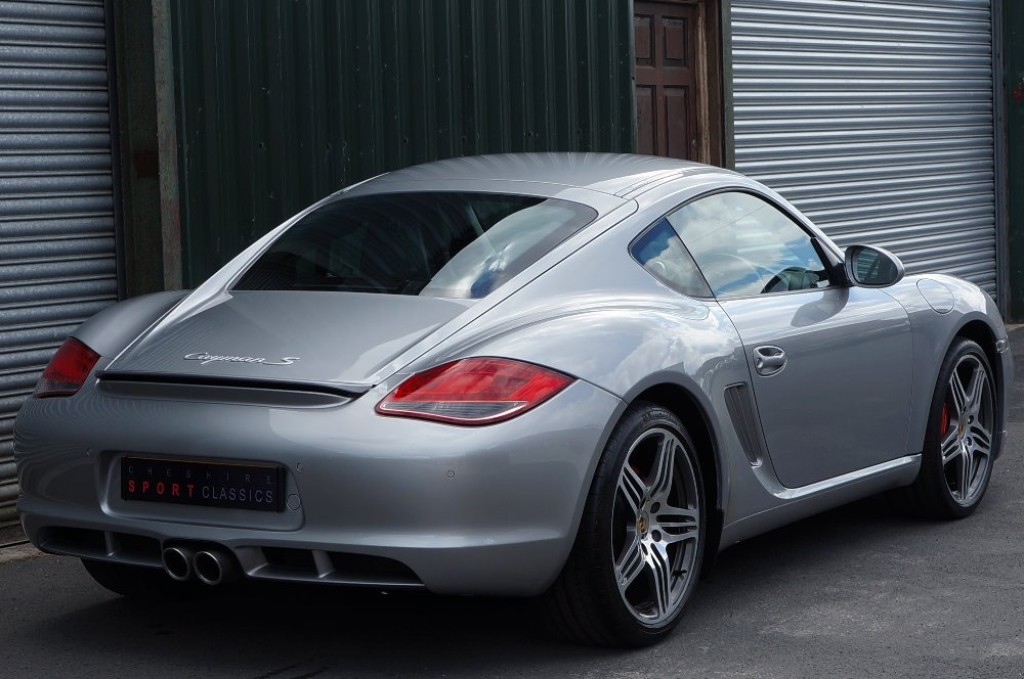 PORSCHE CAYMAN