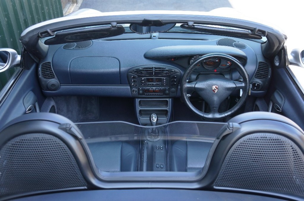 PORSCHE BOXSTER