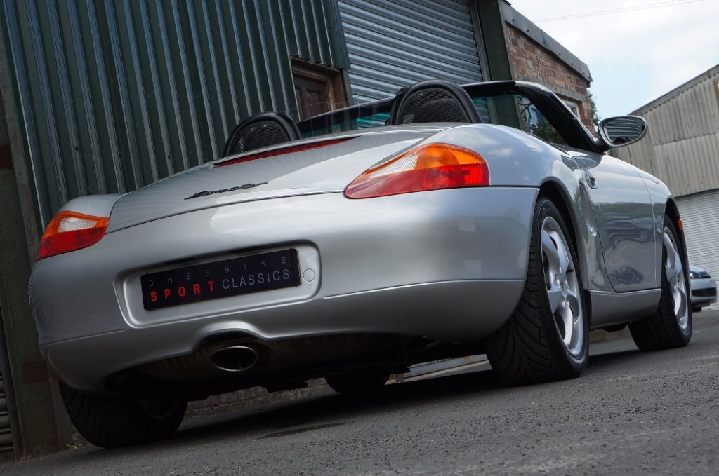 PORSCHE BOXSTER