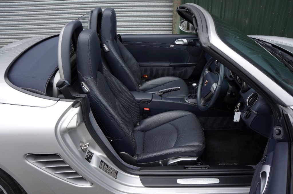 PORSCHE BOXSTER 987