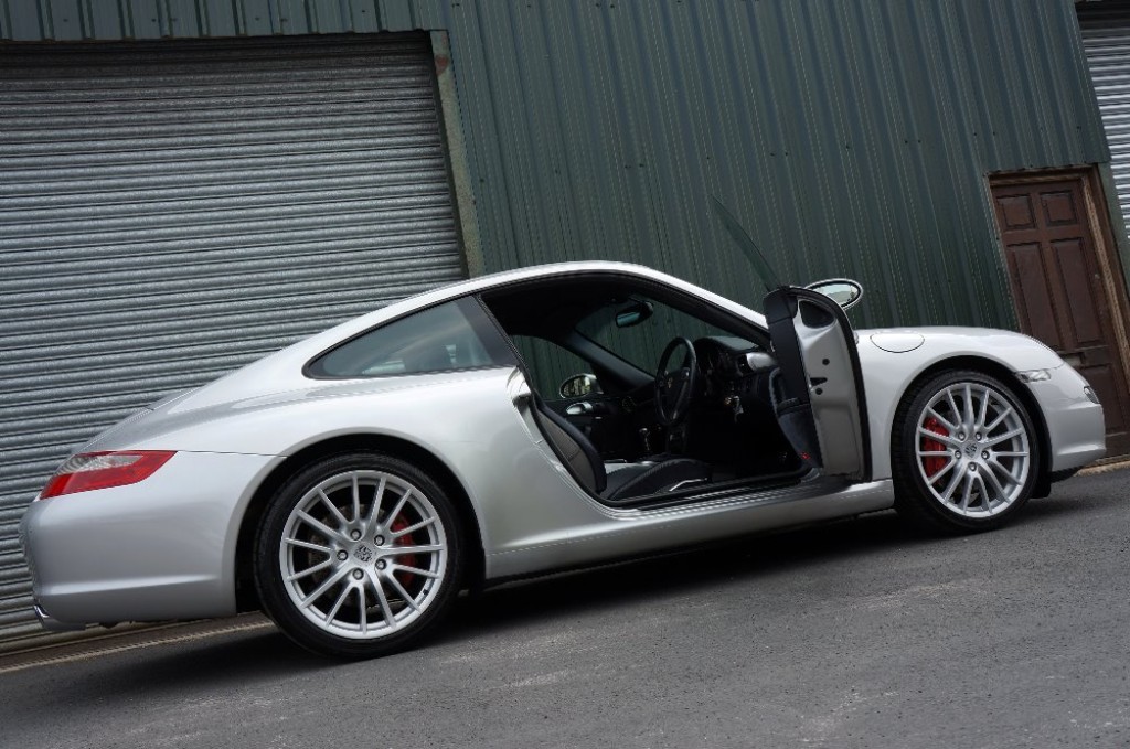 PORSCHE 911 MK 997