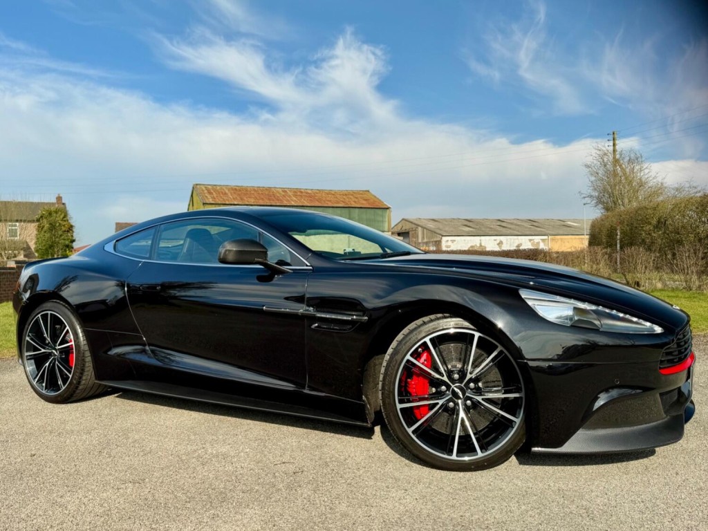 ASTON MARTIN VANQUISH