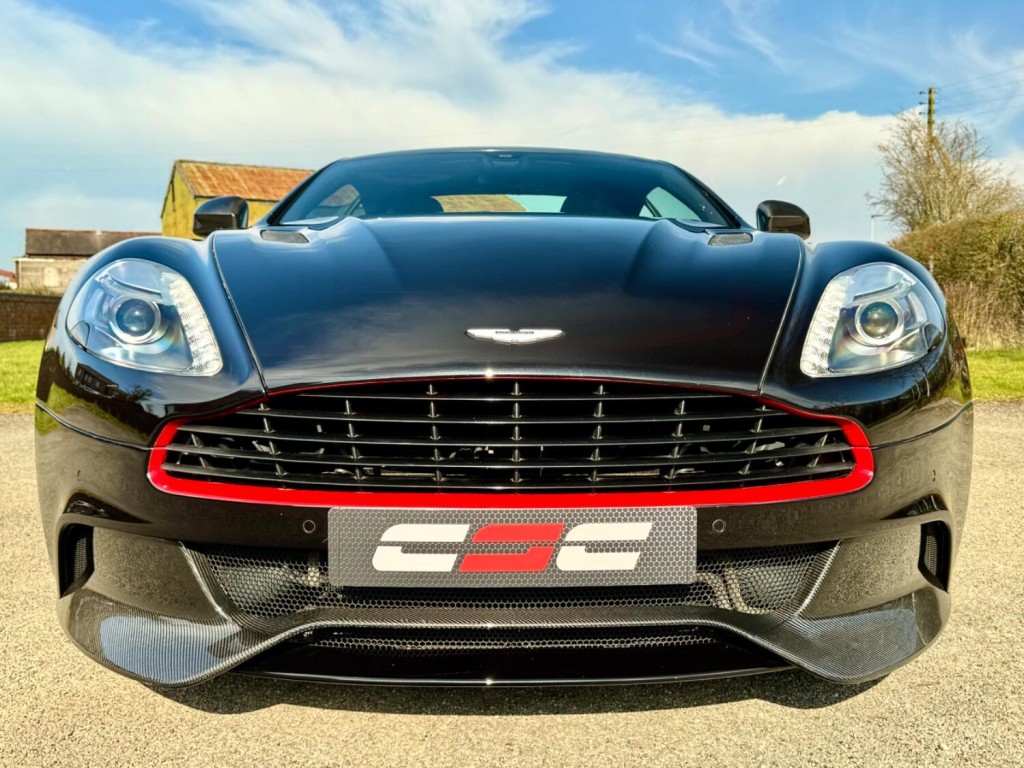 ASTON MARTIN VANQUISH