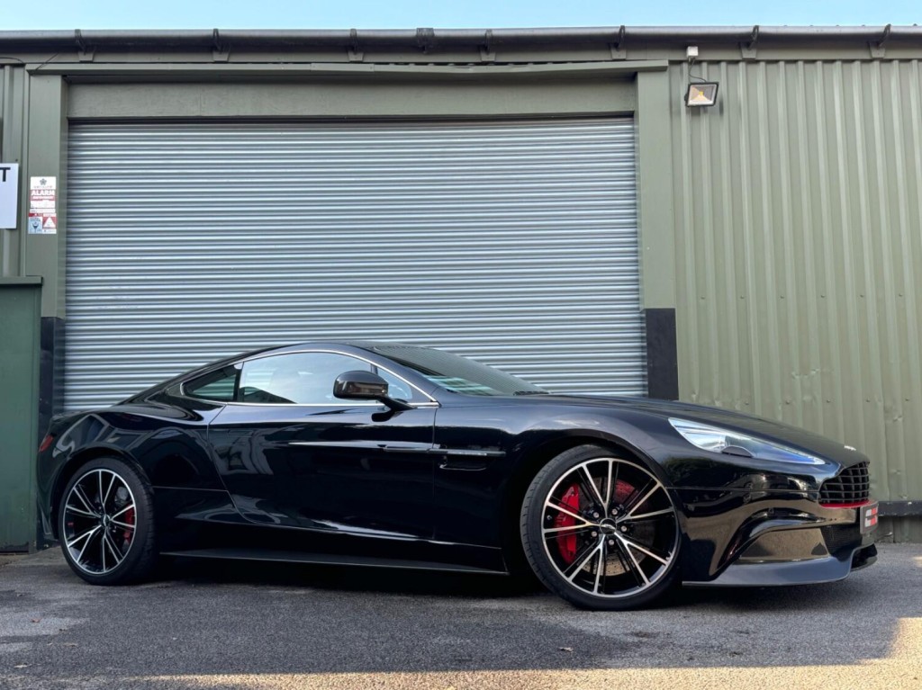 ASTON MARTIN VANQUISH