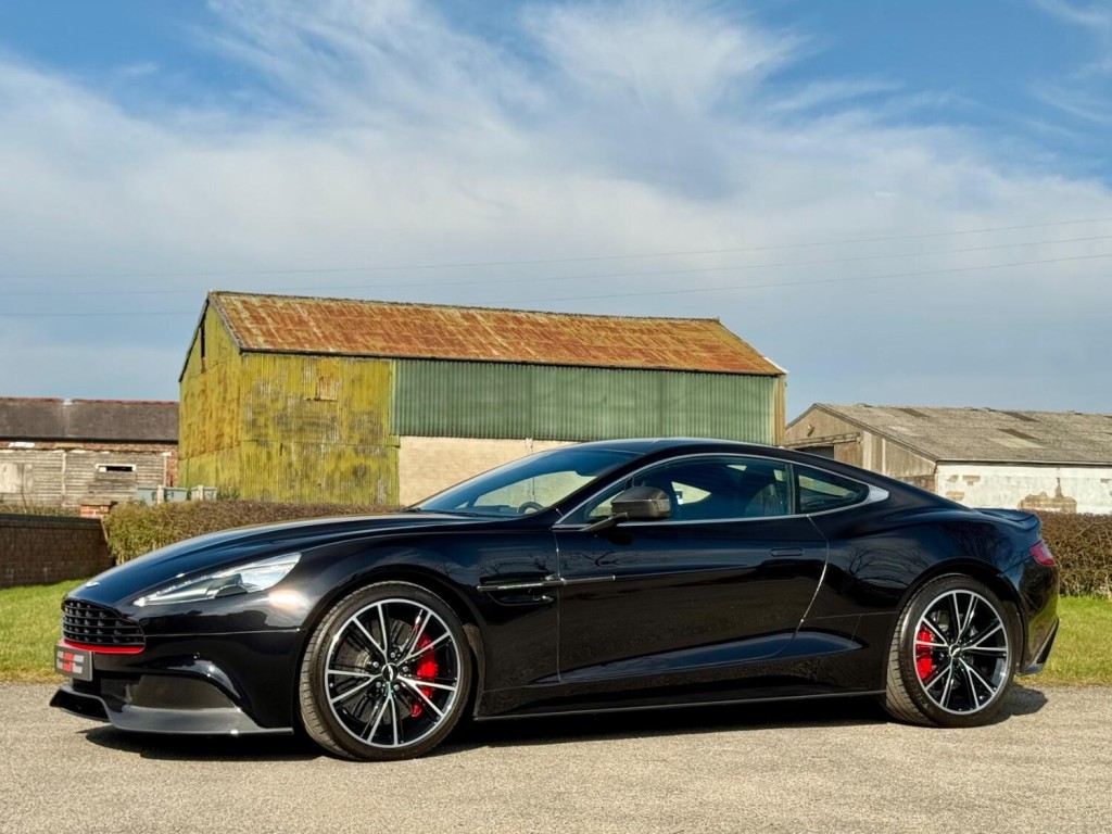 ASTON MARTIN VANQUISH
