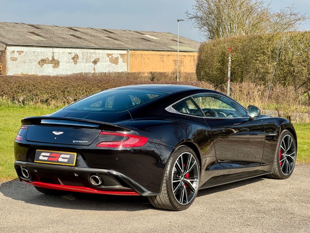 ASTON MARTIN VANQUISH