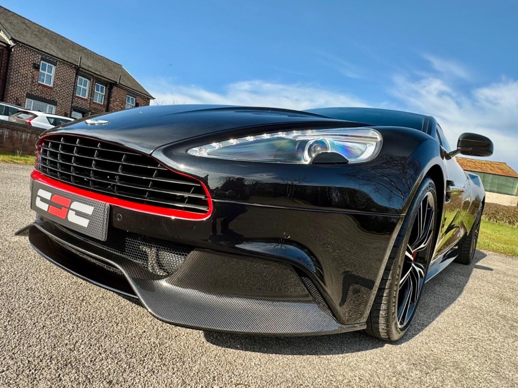 ASTON MARTIN VANQUISH