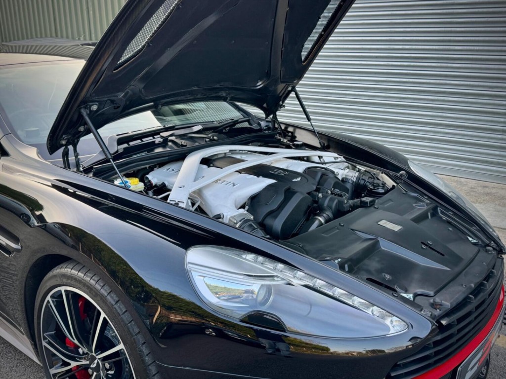 ASTON MARTIN VANQUISH