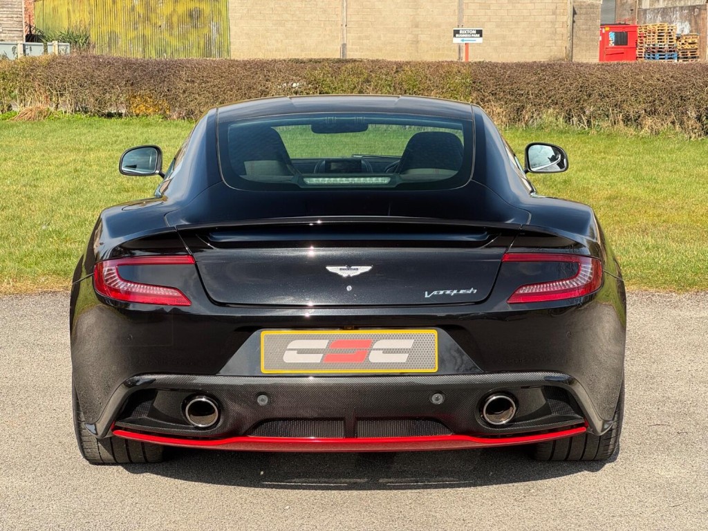 ASTON MARTIN VANQUISH
