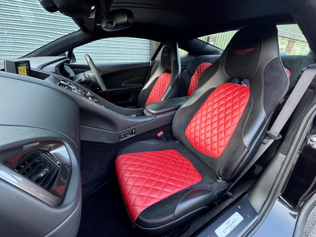 ASTON MARTIN VANQUISH