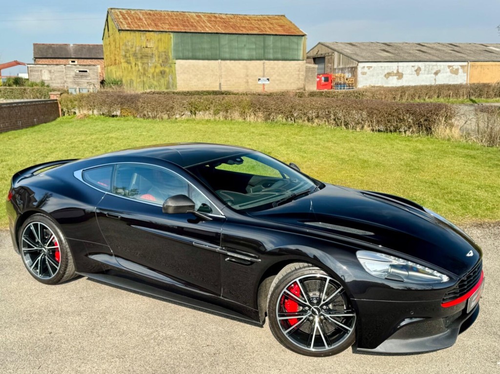 ASTON MARTIN VANQUISH