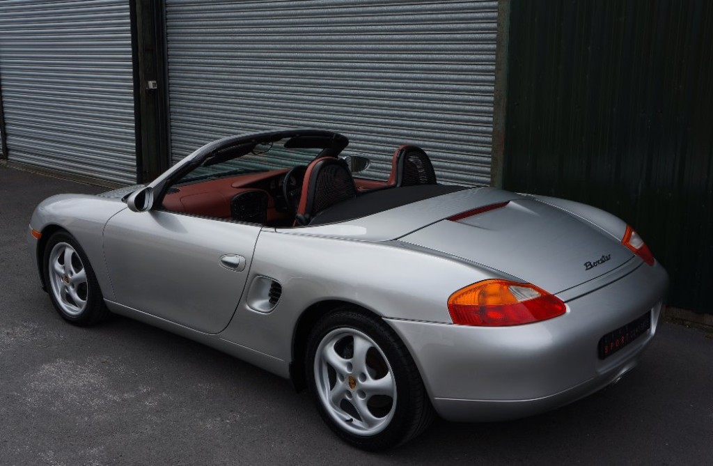 PORSCHE BOXSTER