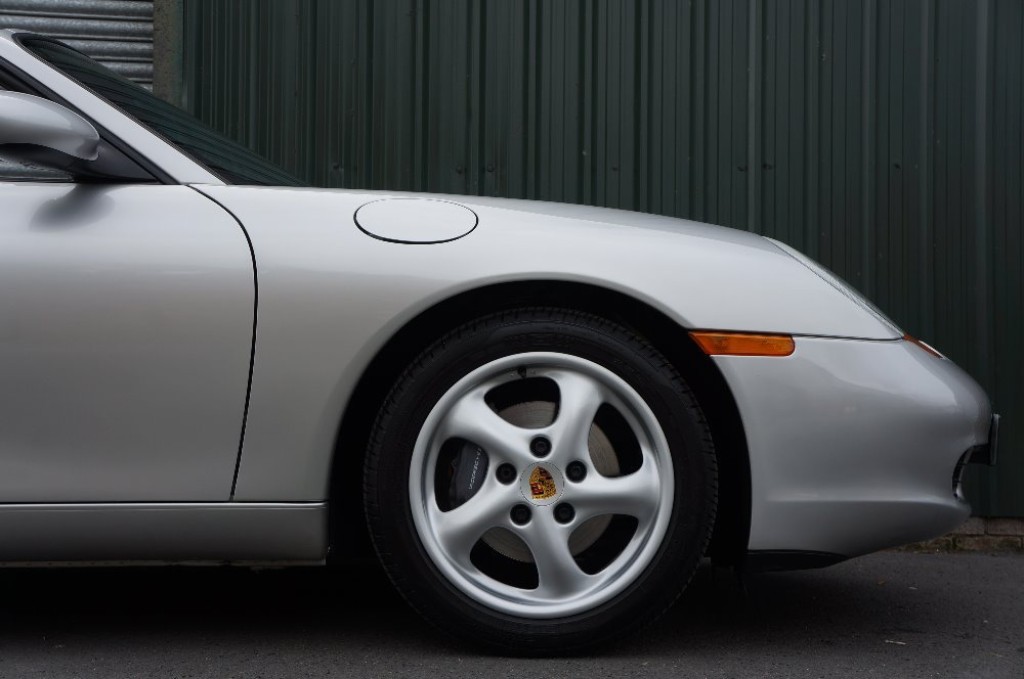 PORSCHE BOXSTER