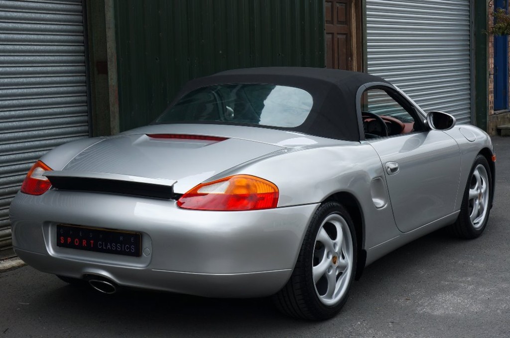 PORSCHE BOXSTER