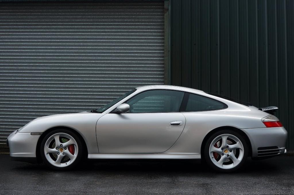 PORSCHE 911 MK 996