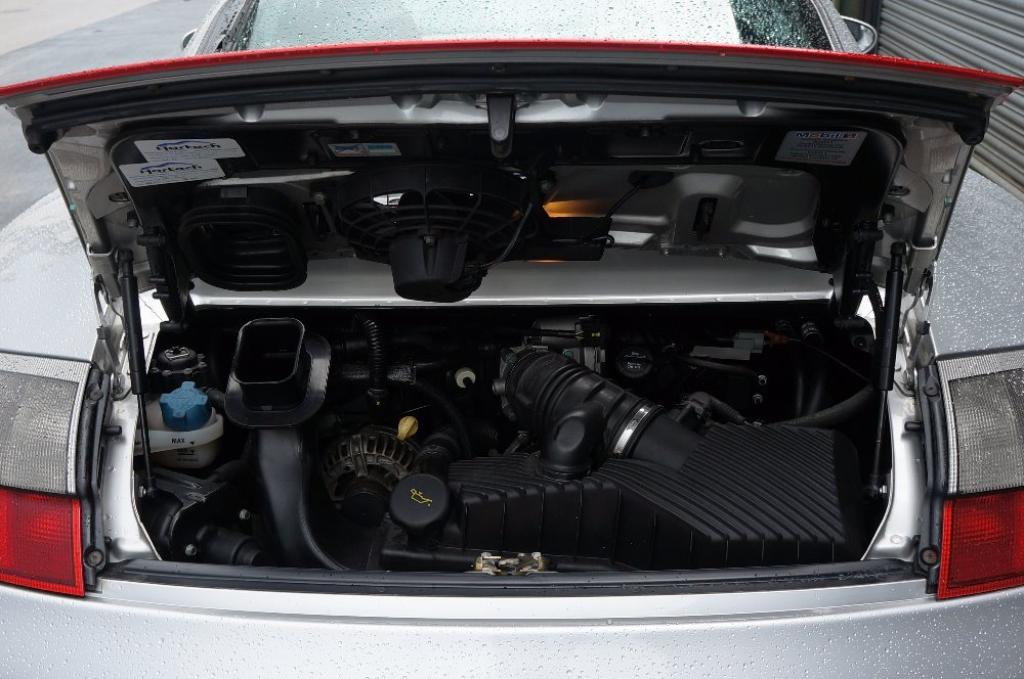 PORSCHE 911 MK 996
