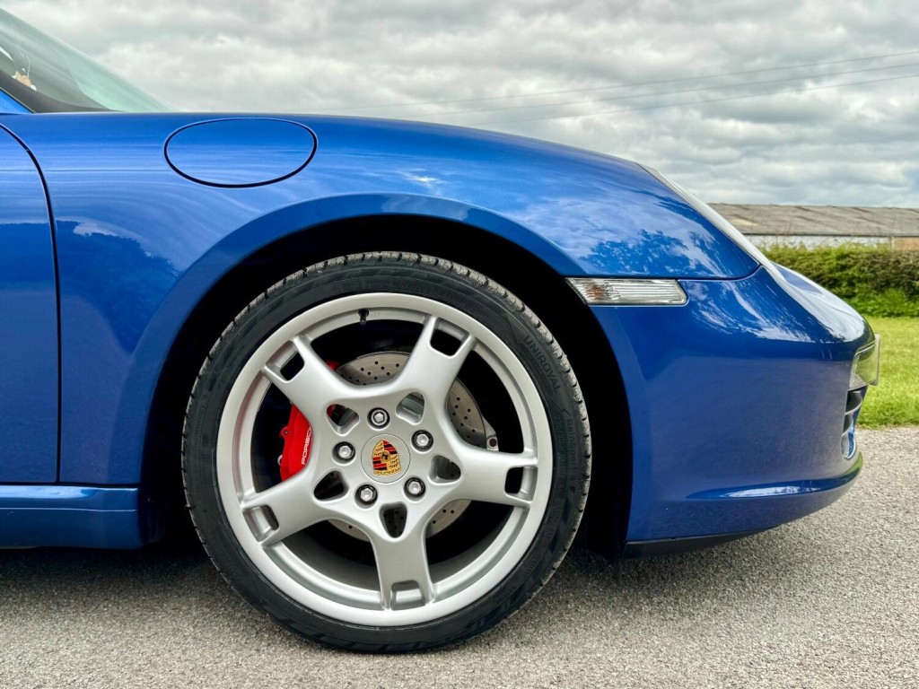 PORSCHE BOXSTER