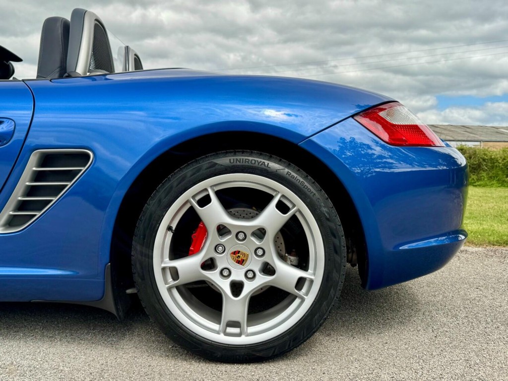 PORSCHE BOXSTER