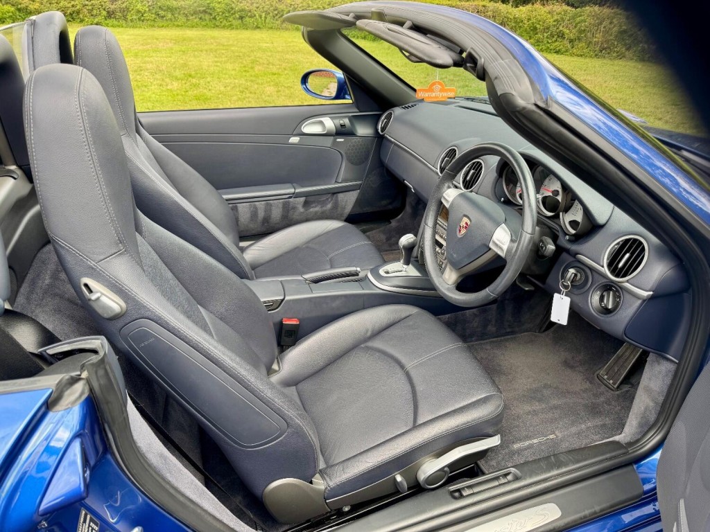 PORSCHE BOXSTER