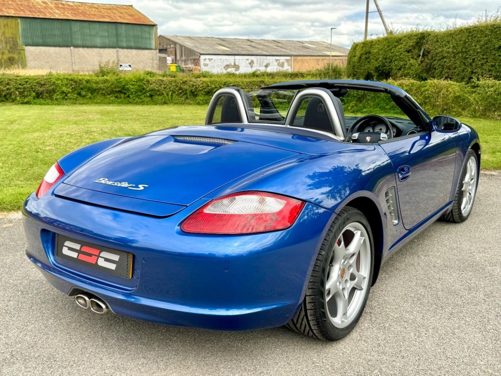PORSCHE BOXSTER