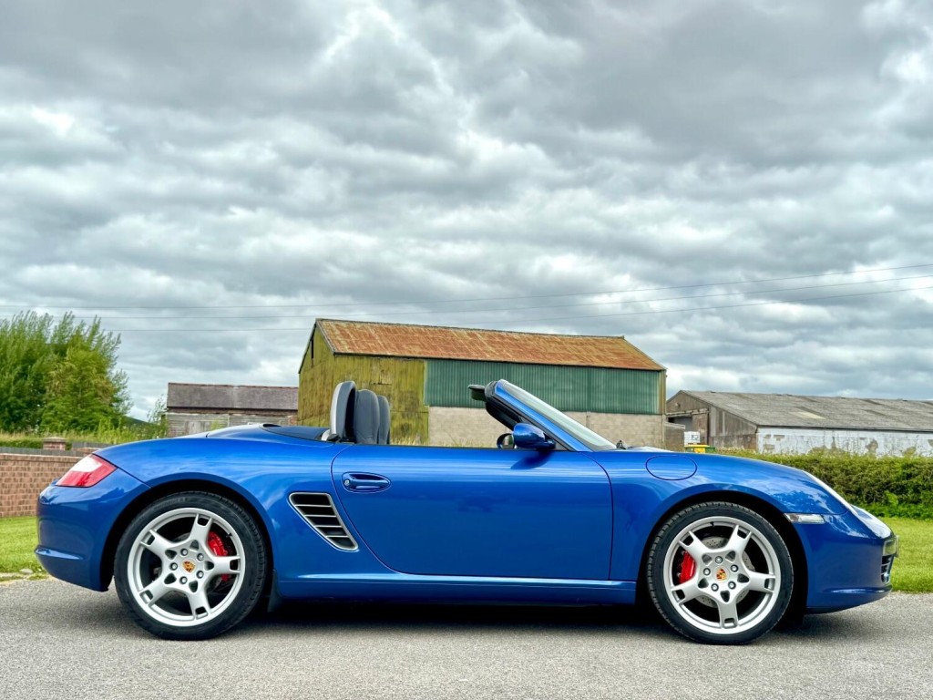 PORSCHE BOXSTER