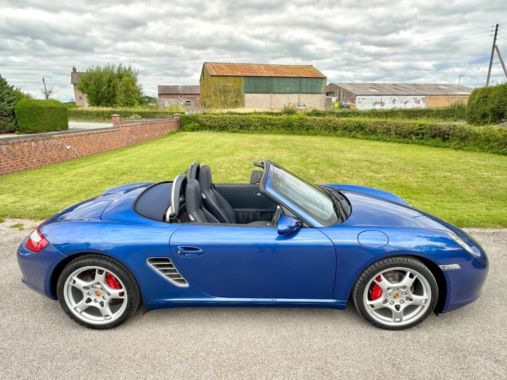 PORSCHE BOXSTER