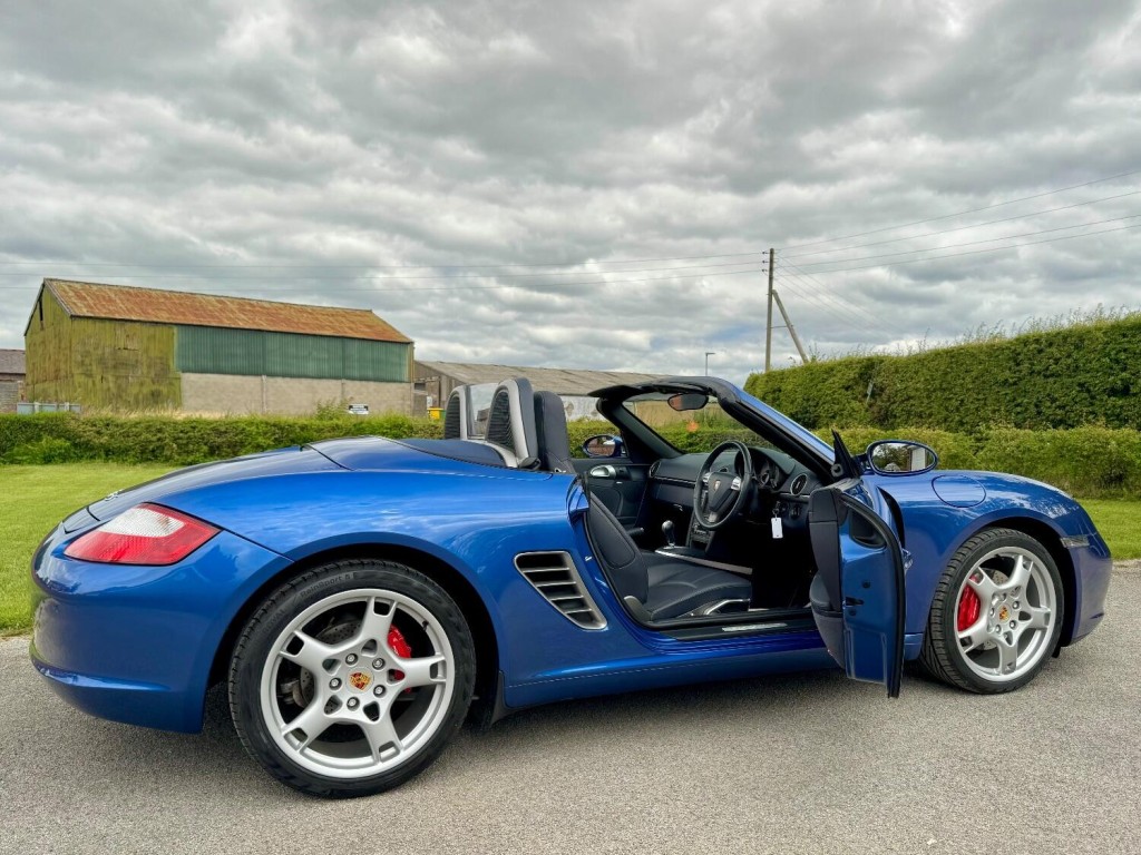 PORSCHE BOXSTER