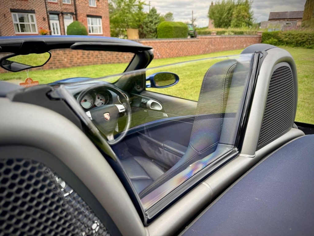 PORSCHE BOXSTER