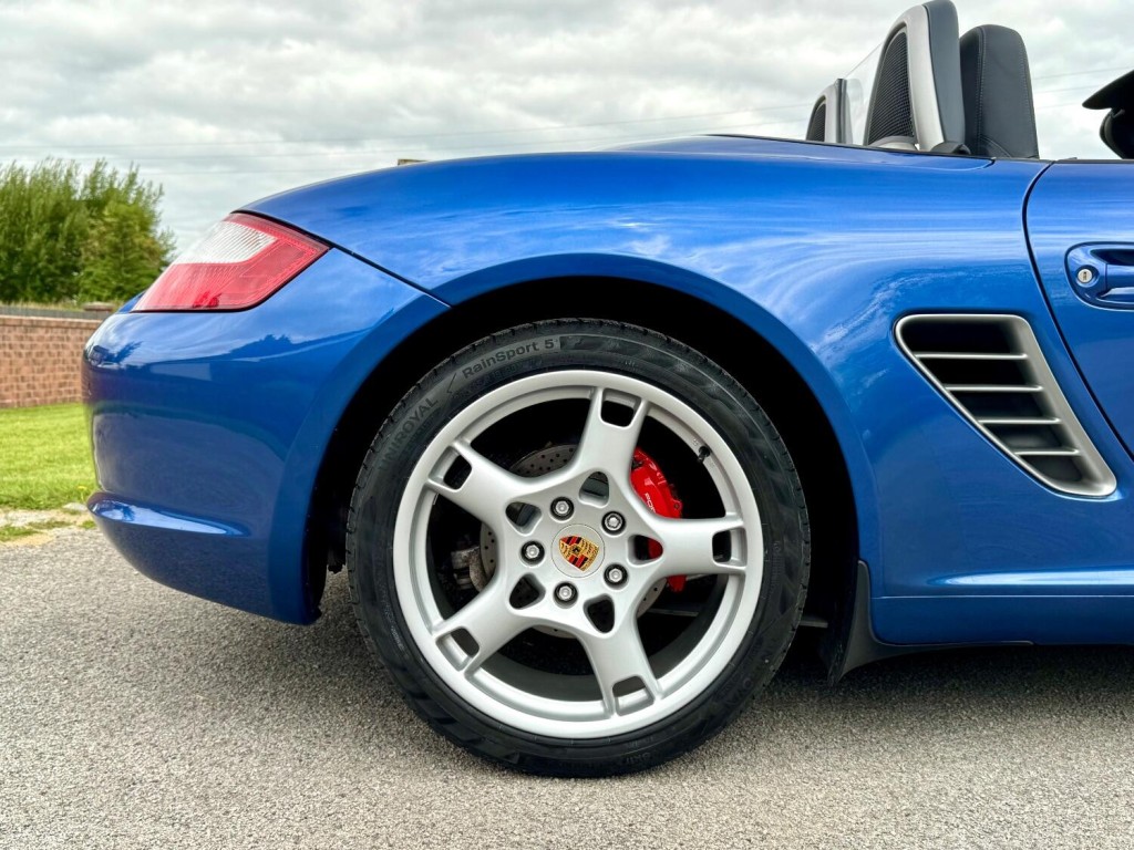 PORSCHE BOXSTER