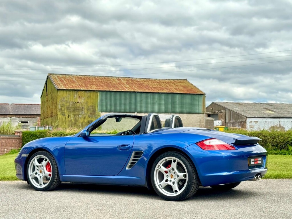 PORSCHE BOXSTER