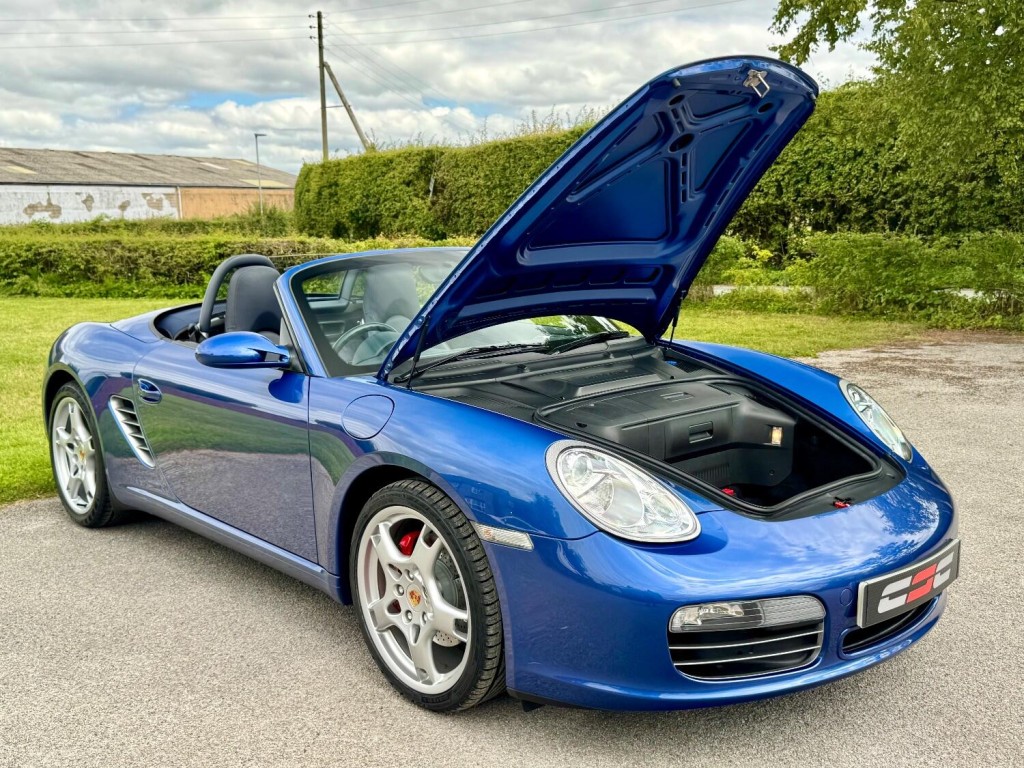 PORSCHE BOXSTER