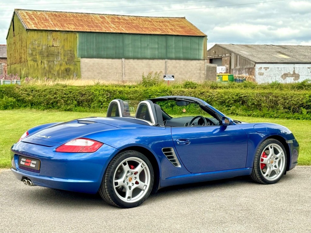 PORSCHE BOXSTER