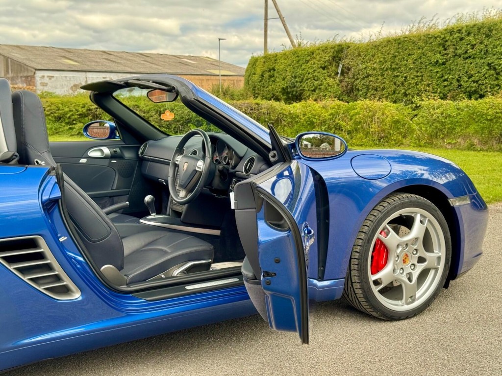 PORSCHE BOXSTER