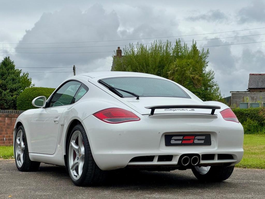 PORSCHE CAYMAN