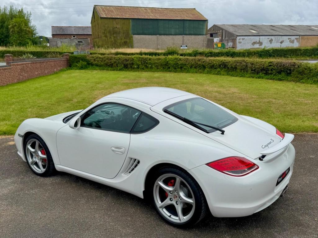 PORSCHE CAYMAN