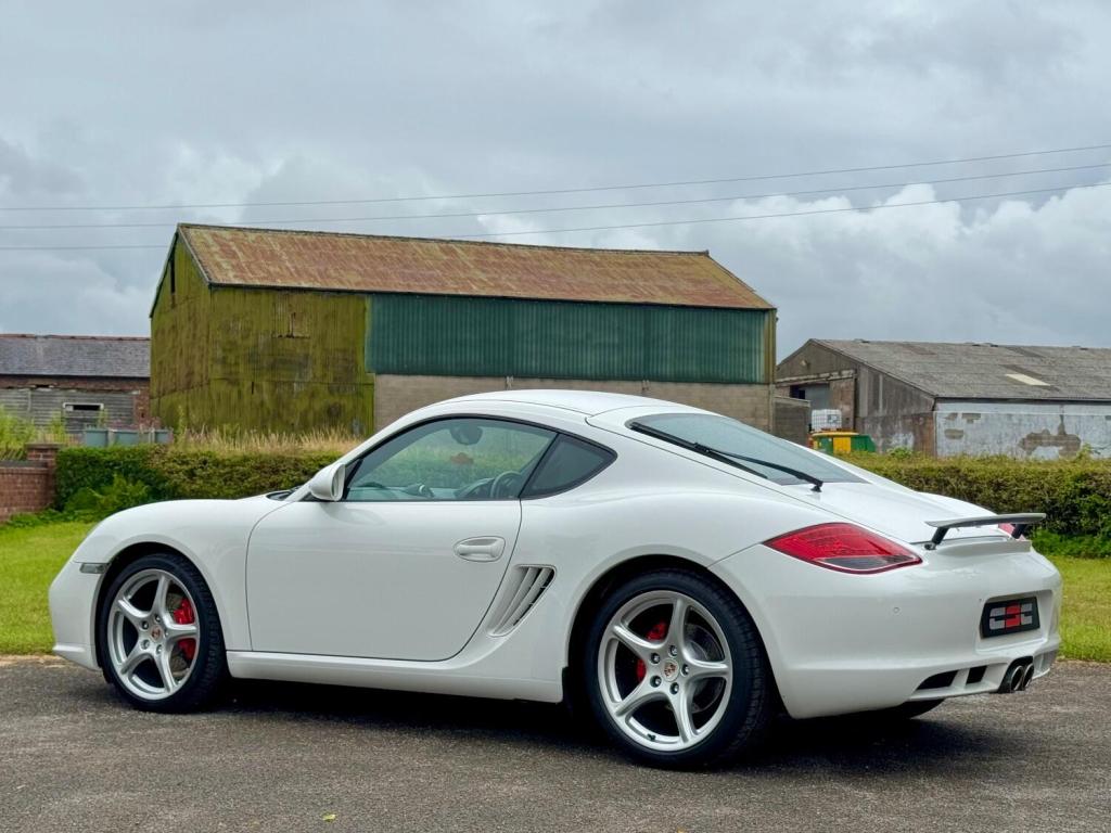PORSCHE CAYMAN