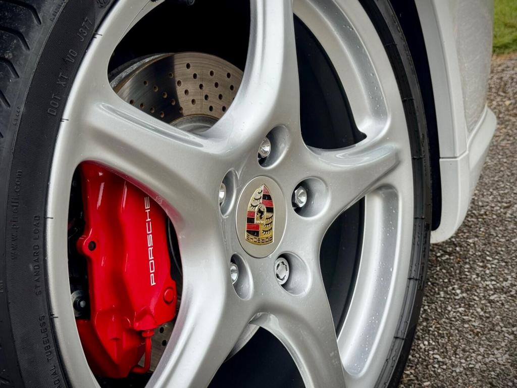 PORSCHE CAYMAN