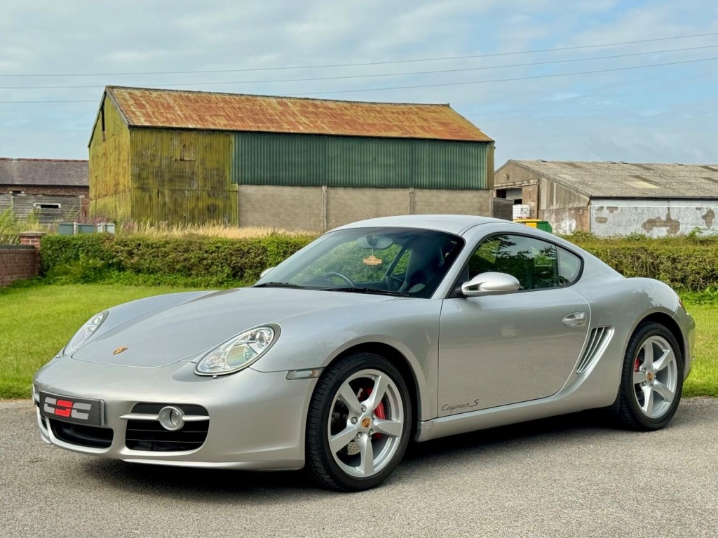PORSCHE CAYMAN