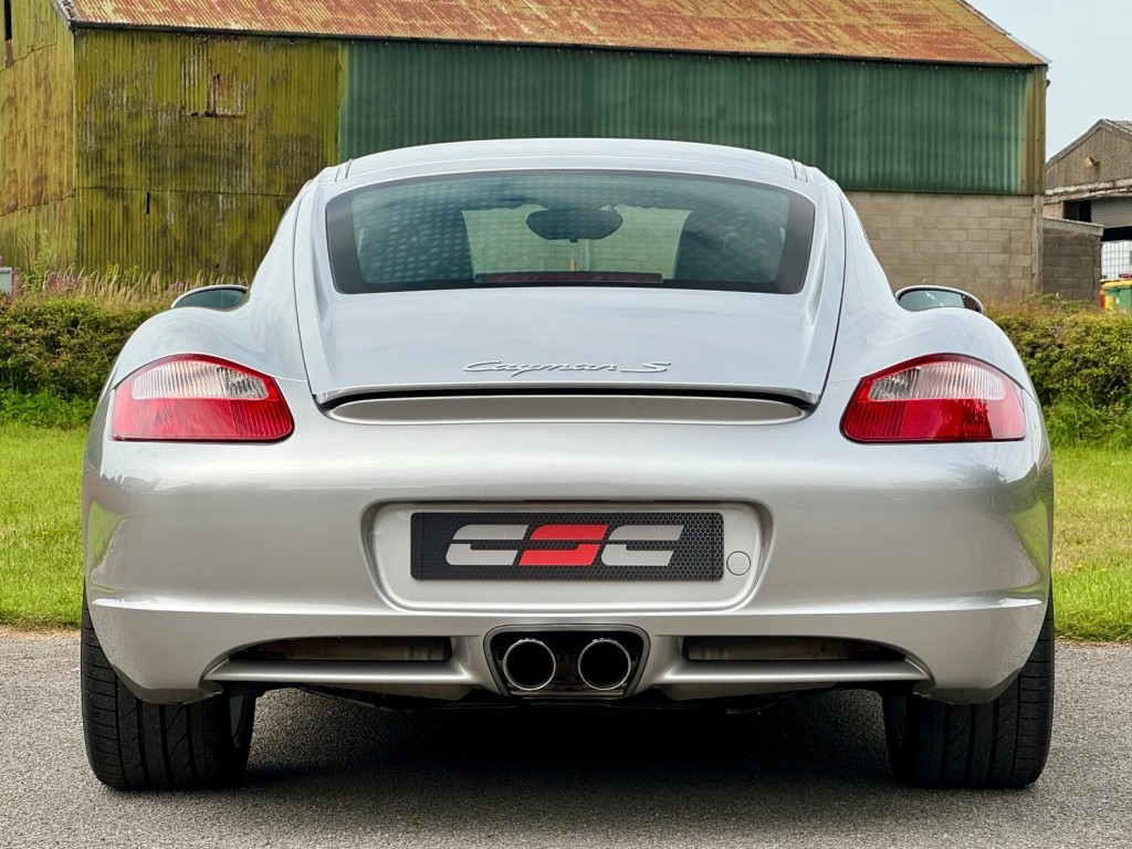 PORSCHE CAYMAN