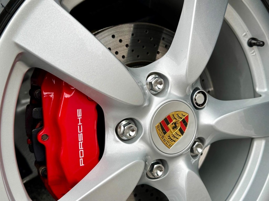 PORSCHE CAYMAN