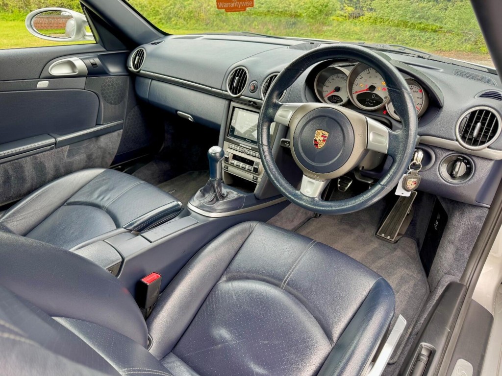 PORSCHE CAYMAN