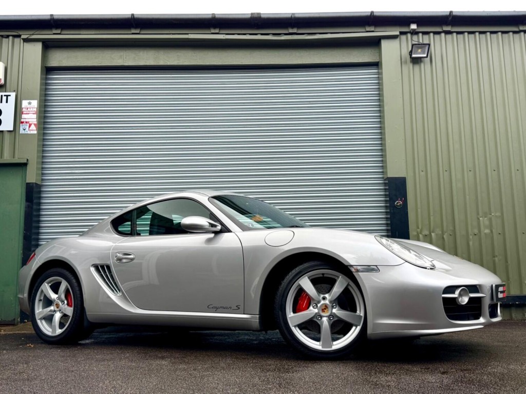 PORSCHE CAYMAN