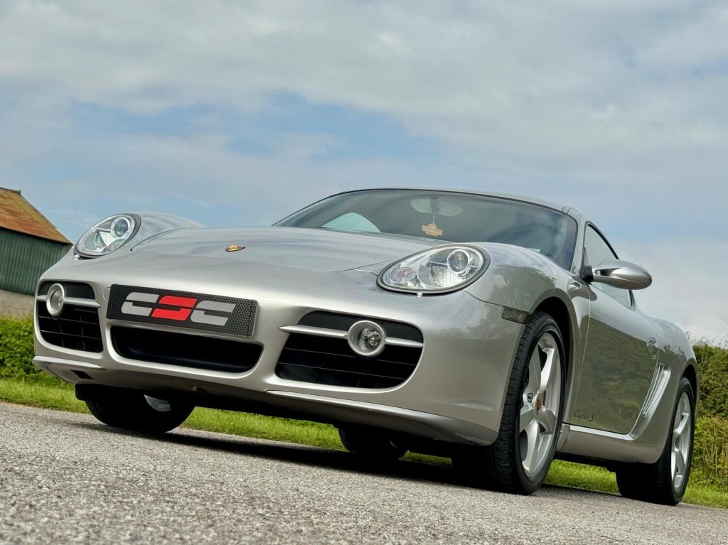 PORSCHE CAYMAN